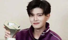 圈内大爆料任嘉伦,揭秘娱乐圈背后的风云人物